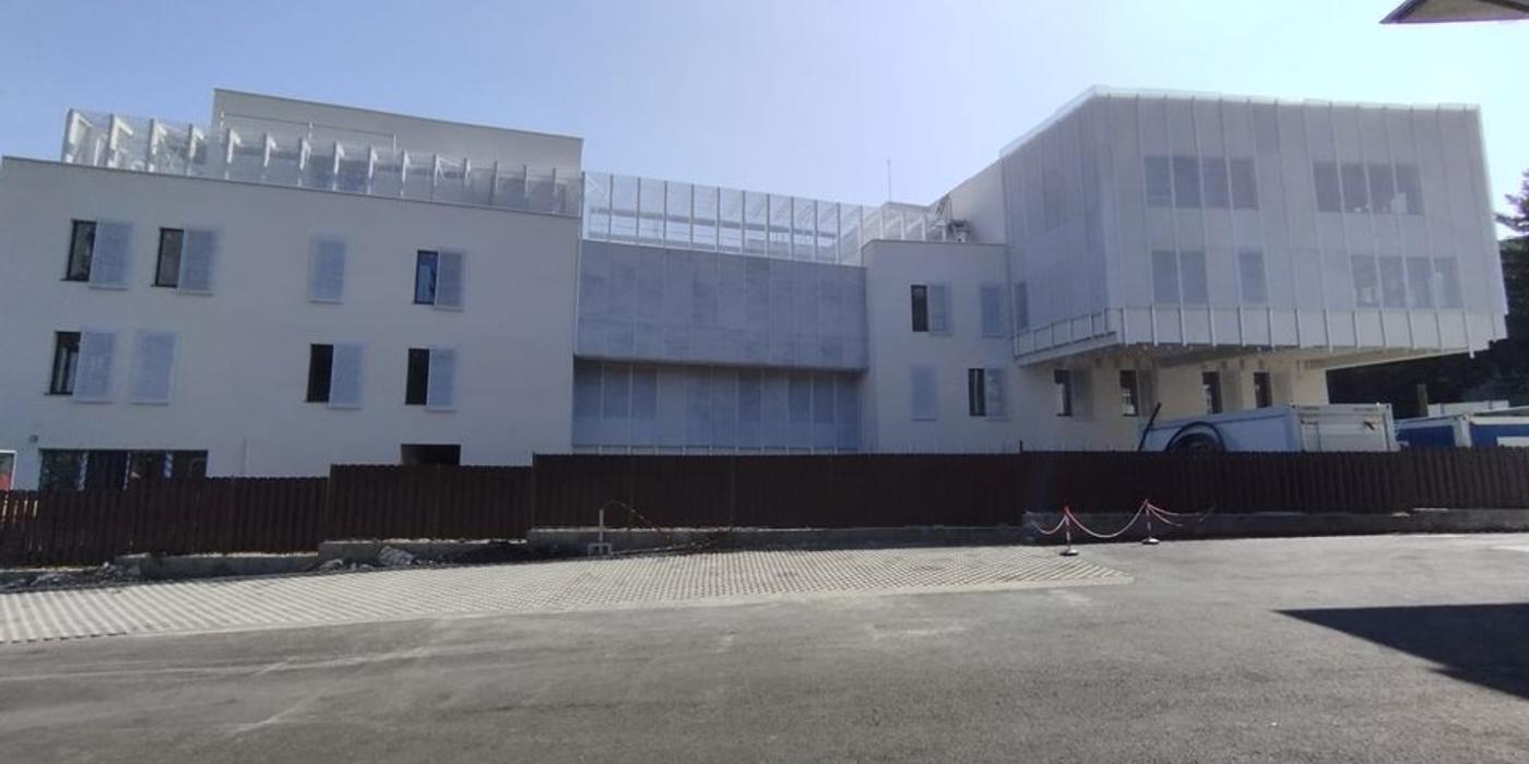 Lucrările de modernizare a Ambulatoriului Clinicii de Psihiatrie Pediatrică din cadrul SCJU Cluj, sunt finalizate în proporție de 83%