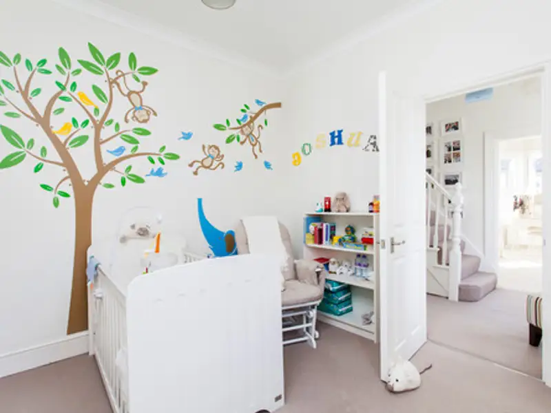 Camera bebelusului – modele cu printuri si culori moderne