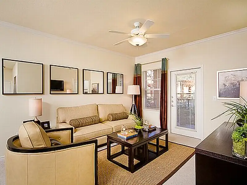 Culori recomandate pentru peretii din living