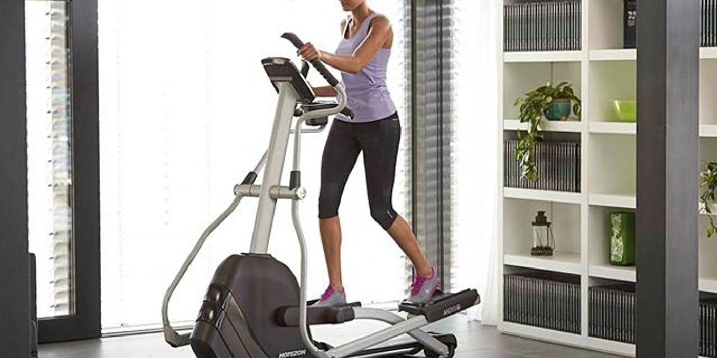 Iata cum stii ca ai cam exagerat cu antrenamentul pe o bicicleta eliptica