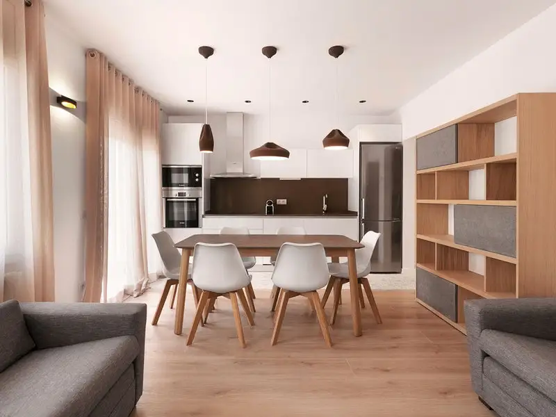 Dupa o renovare temeinica, un apartament se transforma intr-unul functional si primitor