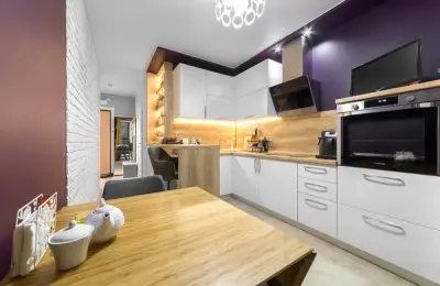 A Charming Kitchen Designed Modernly