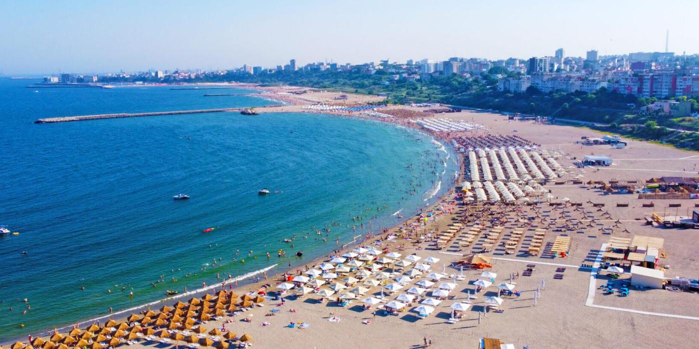 Tanc de gaz îngropat ilegal în nisip: Prefectul a ordonat controale fulger pe toate plajele. Dosar penal la Năvodari