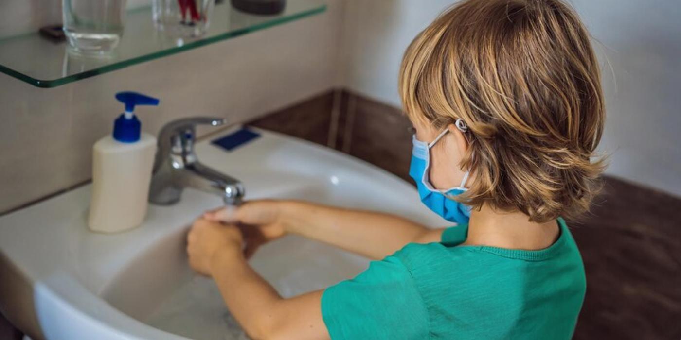 Igiena excesivă este dăunătoare copiilor? De ce? Ce spun studiile?