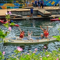 Plimbări gratuite cu caiacul și canoea pe Dâmbovița: Programul din weekend de la Debarcaderul Națiunile Unite