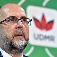 Kelemen Hunor: Dacă prețul combustibilului trece de 10 lei pe litru, atunci trebuie o intervenție | Motorina premium deja se vinde cu peste 10 lei pe litru