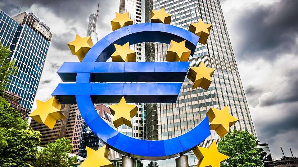 România se pregătește pentru zona euro. Reducerea deficitului și fondurile PNRR, esențiale pentru 2026: Nu mai putem să stăm departe