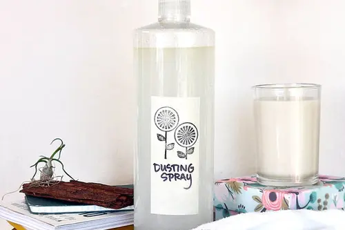 DIY – solutie naturala de curatat praful