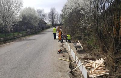 Au început lucrările de întreținere pe drumul județean 107R (DJ 107L) Filea de Jos – Filea de Sus – Săcel (DJ 107M)