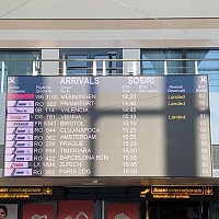 1 din 20 de zboruri cu plecare de la Otopeni au înregistrat întârzieri de peste o oră