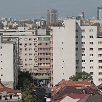 Statul vrea să închirieze angajaților locuințe de serviciu de 100 mp cu 40€/lună. De 20 ori sub prețul pieței