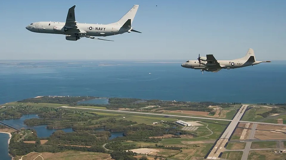 Avion SUA care vânează submarine cu rachete Harpoon, trimis în Delta Dunării și Marea Neagră. De ce?