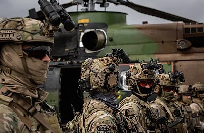 În „ajunul” învestirii lui Trump, aliați NATO trimit mai multe trupe împotriva Rusiei