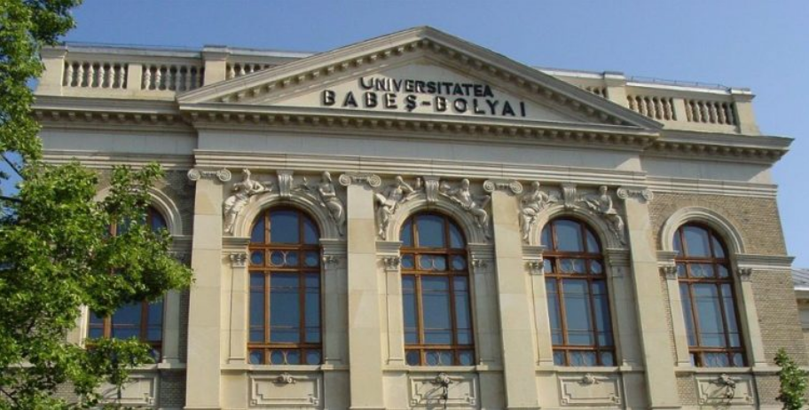 Scrisoarea unei tinere rome pentru Emil Boc: „Noi de ce nu primim nimic?” + Istoria secretă a cuvintelor rromani