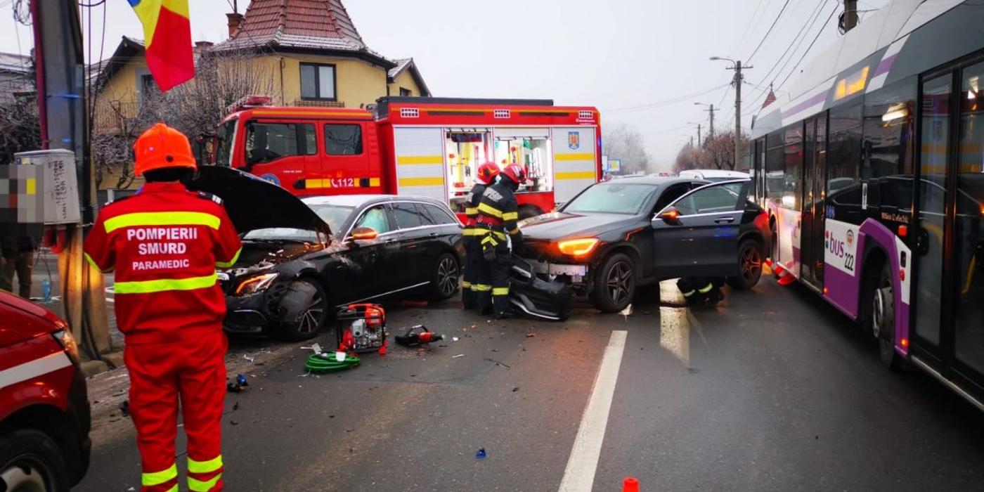 Accident rutier pe strada Octavian Goga din Cluj-Napoca, în această dimineață