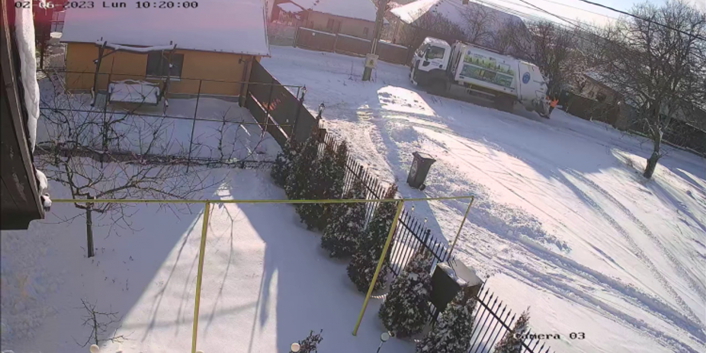 Supercom nu ridică gunoiul din Cluj-Napoca din cauza drumului înzăpezit