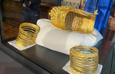Coiful de la Coțofenești și brățările dacice sunt repatriate săptămâna viitoare