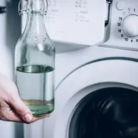 Procedura de curățare a mașinii de spălat cu oțet