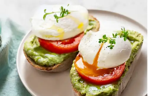 Ouă Poșate: Rețeta perfectă, ușoară și trucuri de Simona Mirto