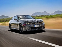 BMW M350 xDrive transformă mașinile pe benzină în dispozitive inteligente: Update gratuit Over-The-Air pentru „Drift Mode” în 2027