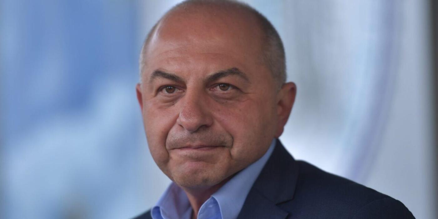 Coaliţia PSD-PNL a operat schimbarea după 13 ore de şedinţă. Cătălin Cîrstoiu a fost retras, Gabriela Firea şi Sebastian Burduja vor candida pentru Primăria Capitalei