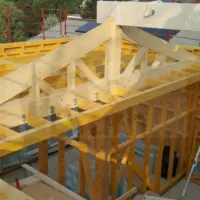 Pe cine te poți baza pentru structuri de case din lemn rezistente? Află totul despre compania Litarh