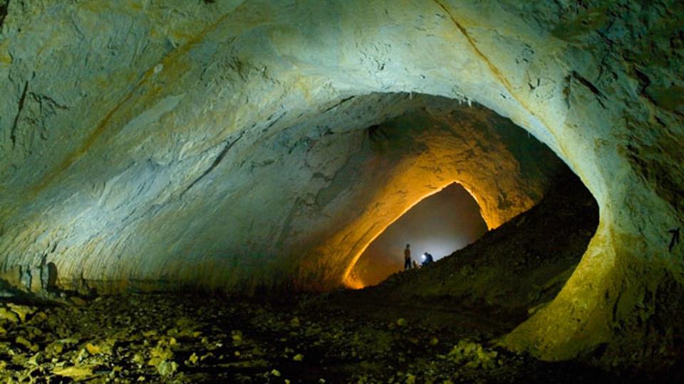 Peștera Movile: capsula timpului unde Soarele nu a răsărit niciodată