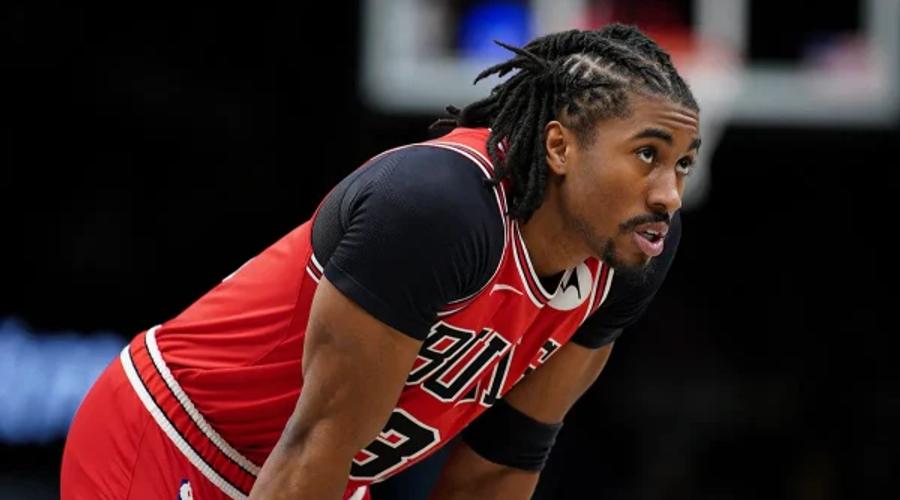 Celebra echipă Chicago Bulls (NBA) a pus pe liber un jucător care a declarat LGBT drept imoralitate