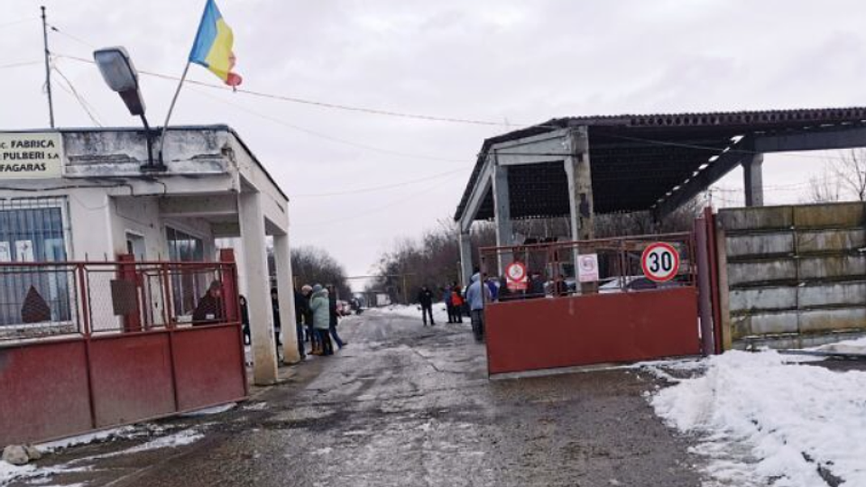 Din nou la propriu: praf și pulbere în industria de apărare
