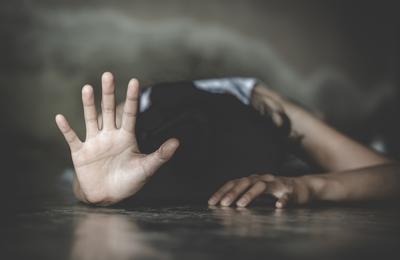 Minora de 14 ani din Sibiu care a fost răpită de patru bărbați în această dimineață a fost găsită într-o localitate din județul Brașov.