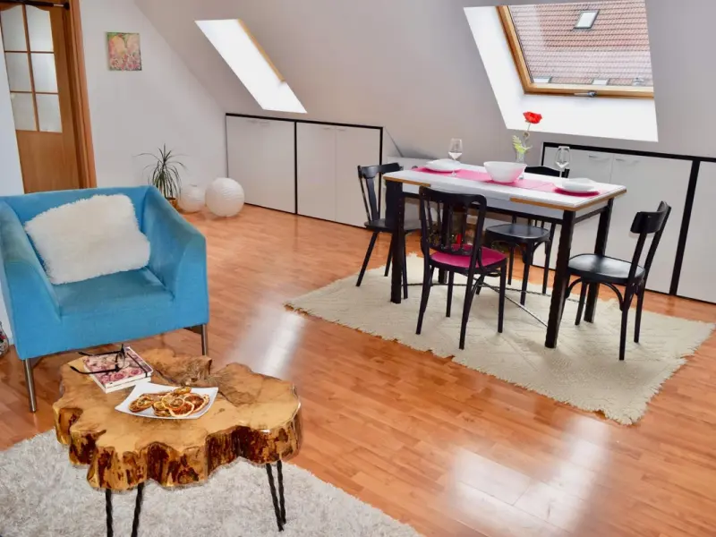 Acasa la Lucia sau cum a reusit sa amenajeze singura un apartament de 60 mp