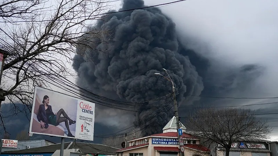 Odesa, aflată la doar 5 ore de România, bombardată zi de zi de Rusia. Putin vrea acces la Gurile Dunării