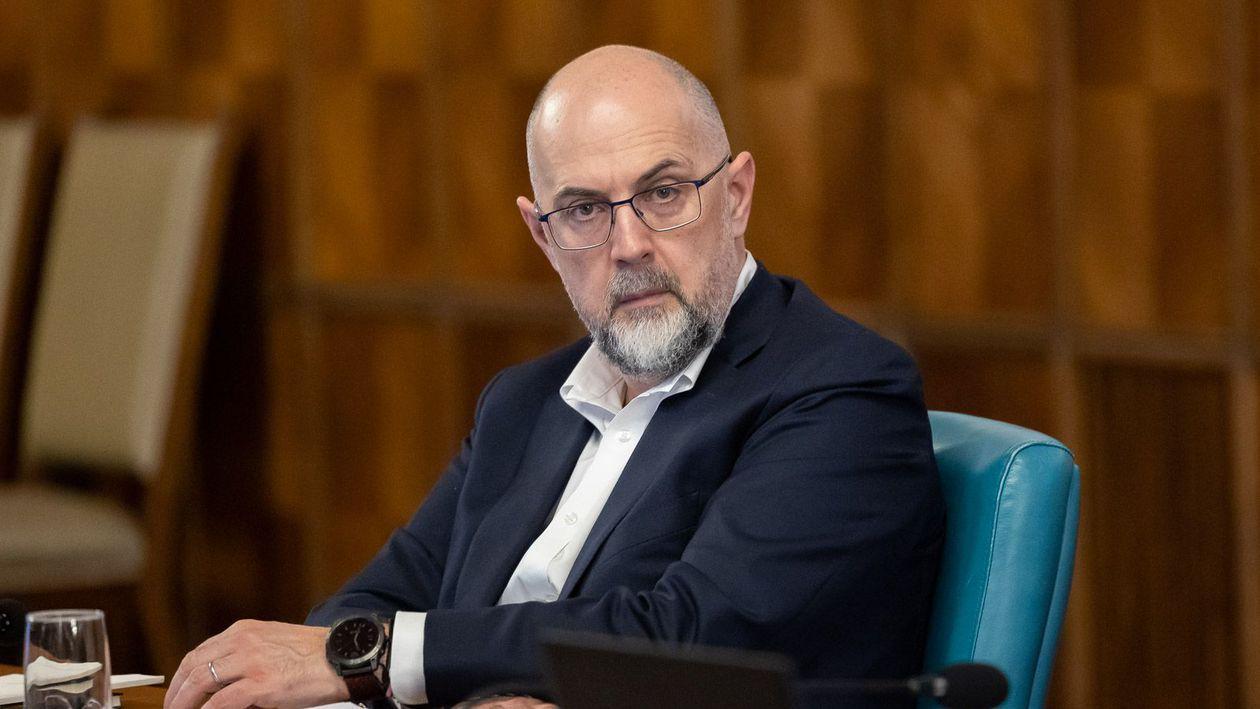 Kelemen Hunor, în presa maghiară: Motivele pentru alungarea UDMR din guvern sunt jafurile și lăcomia