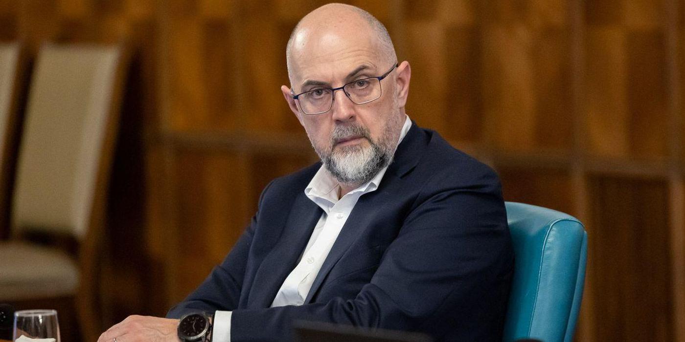 Kelemen Hunor, în presa maghiară: Motivele pentru alungarea UDMR din guvern sunt jafurile și lăcomia