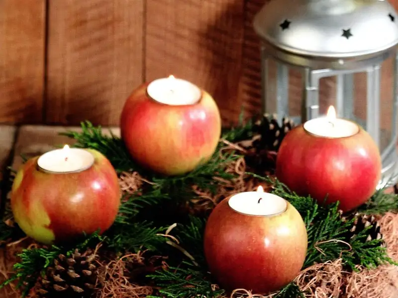 Proiect DIY de Craciun: coronita cu mere