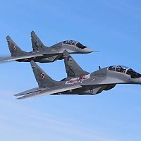 Marele mister al războiului din Ucraina: A trimis România avioane MIG-29 și tancuri pe front?