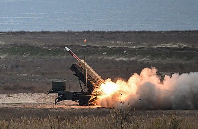 Amiralul Bauer cere sisteme antiaeriene contra Rusiei. România are 3 Patriot și 100 de Oerlikon