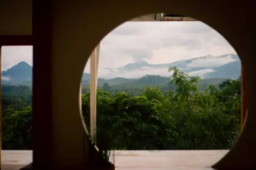 Soluții arhitecturale moderne pentru un hotel în zona montană