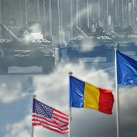 România oscilează „între Uniunea Europeană şi Statele Unite, cu ruşii la poartă”. Românii au mai trăit asta când „vedeau avalanşa, dar nu credeau că li se poate întâmpla lor”