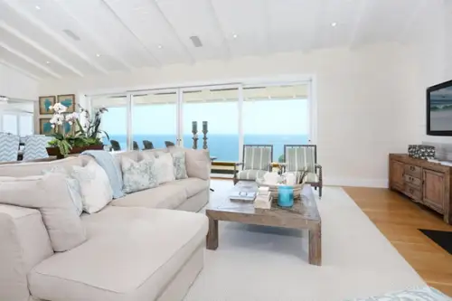 Casa de vis decorata in doar doua saptamani