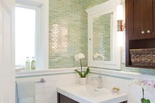 Sfaturi de amenajare pentru bai mici