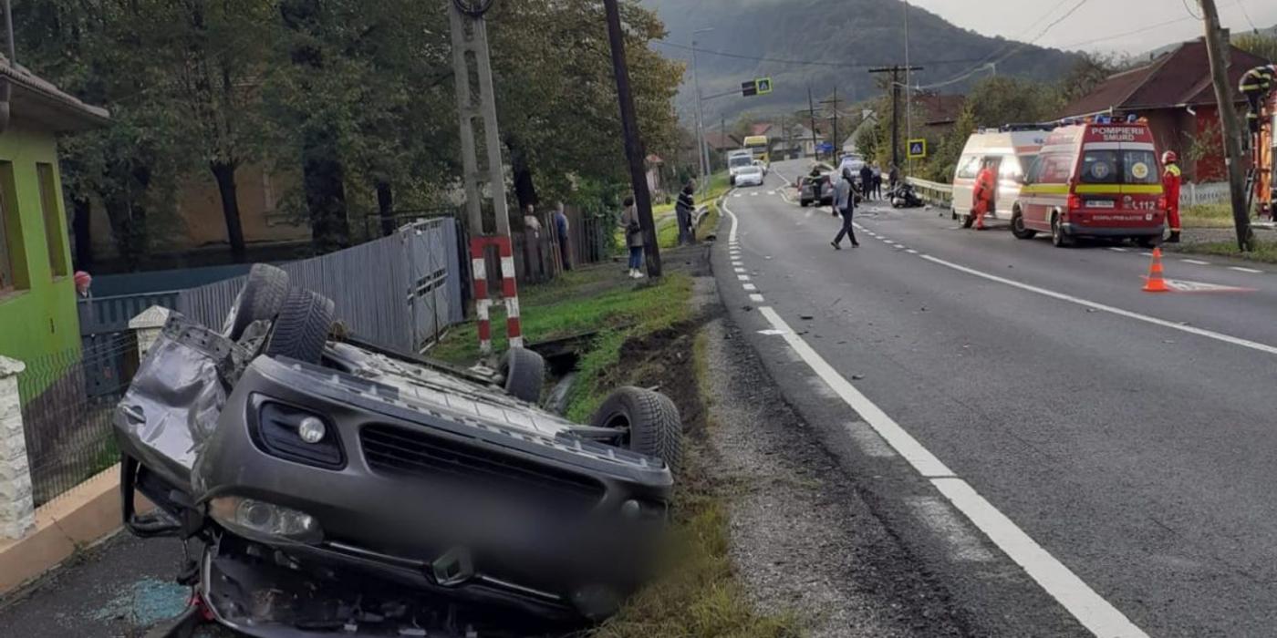 Un grav accident de circulație s-a produs duminică dimineața pe raza localității Ciucea