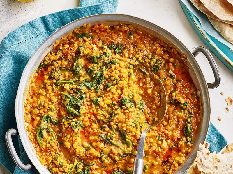 Dhal aromat cu linte roșie și ghimbir