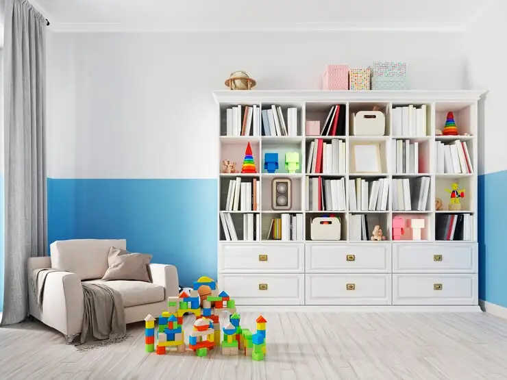 Bibliotecă în camera copiilor: Aspecte de luat în considerare în procesul de amenajare