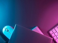 Instrumente online care iti scutesc drumuri si timp pierdut in 2026
