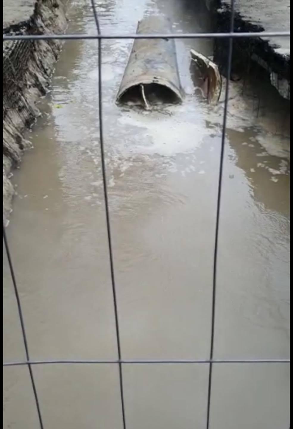 Termoenergetica anunţă lucrări de înlocuire a reţelei primare, pe strada Dezrobirii, fără oprirea alimentării cu apă caldă a consumatorilor / Reţeaua termică primară are o vechime de aproape 45 de ani
