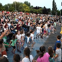 West Side Flower Fest: Ediția a treia aduce trei zile de sărbătoare florală, muzică și distracție în Parcul Drumul Taberei (30 mai – 1 iunie)