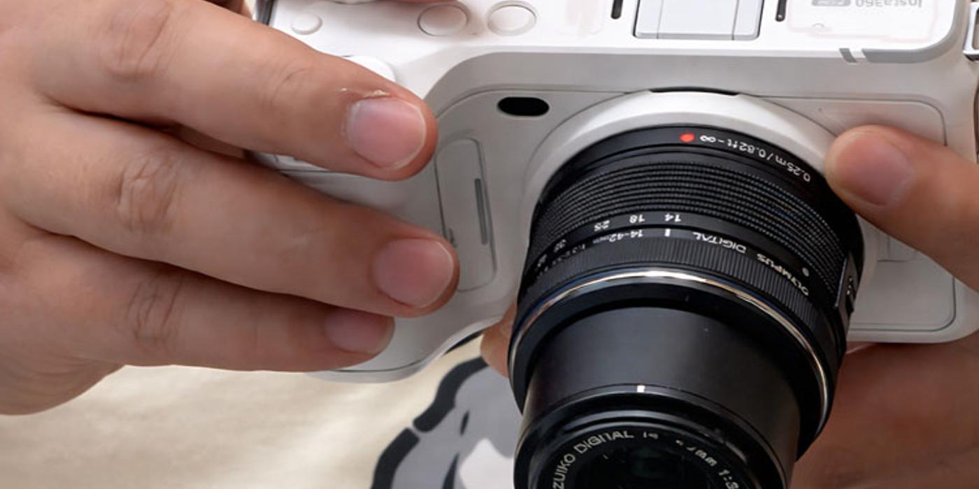 Camera Mirrorless Insta360: Primele fotografii practice, specificații speculate și data de lansare estimată