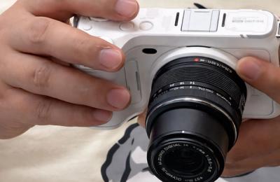 Camera Mirrorless Insta360: Primele fotografii practice, specificații speculate și data de lansare estimată