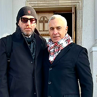 Nicolae Voiculeț susține că a fost exclus de la toate concertele naționale și internaționale finanțate cu bani publici din cauză că îl susține pe Călin Georgescu: Nu mă veți reduce la tăcere. Îl susțin până va deveni Președintele României. Românii care s-au trezit în conștiință nu mai pot fi îngenuncheați!